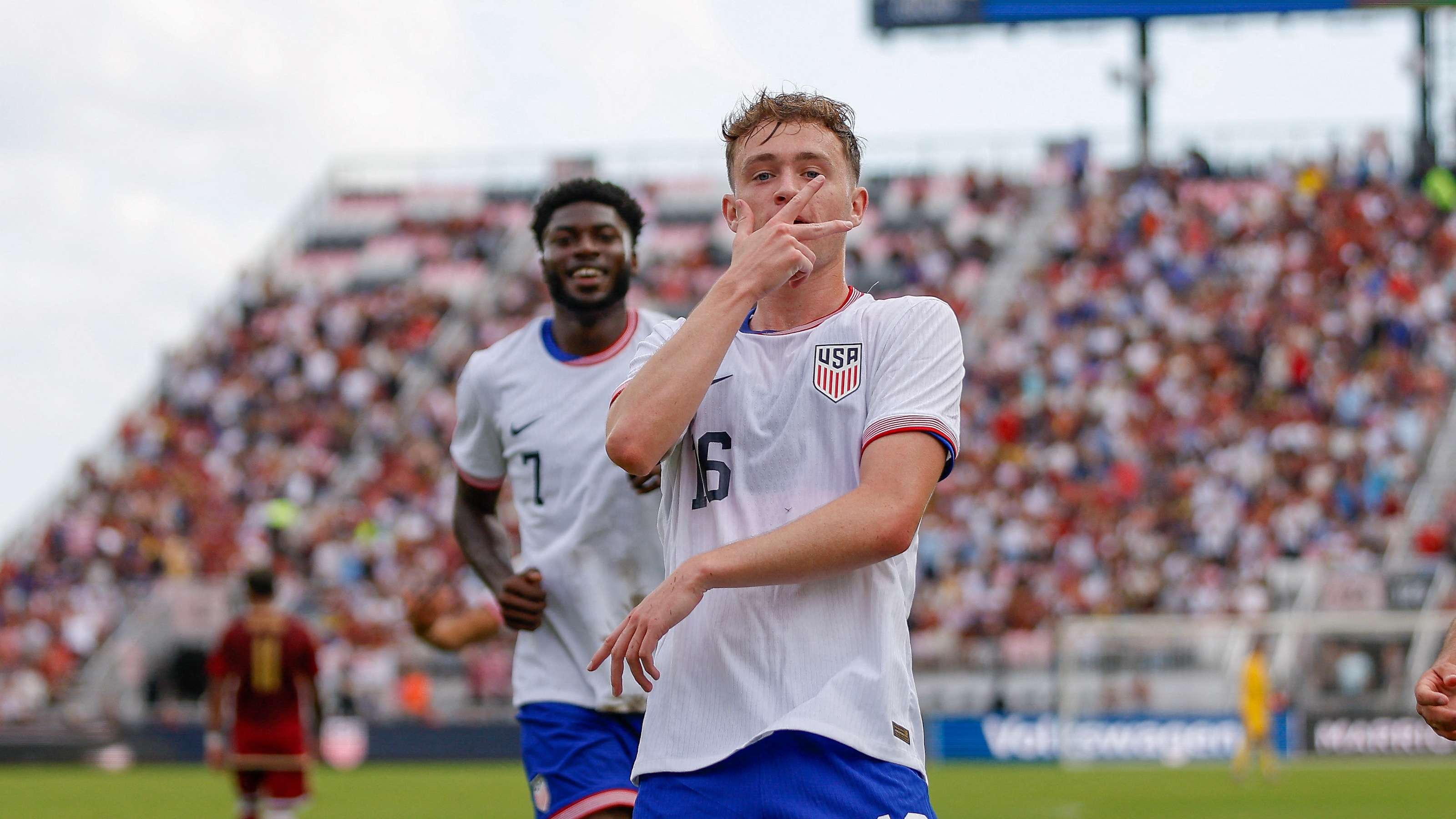 年女足世界 年女足世界